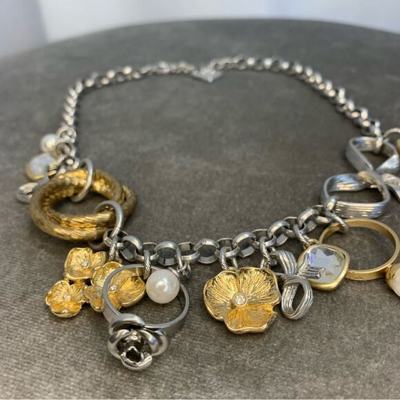 GOLD and silver tone charm necklace bow ring flower pearl - Picture 4 of 11